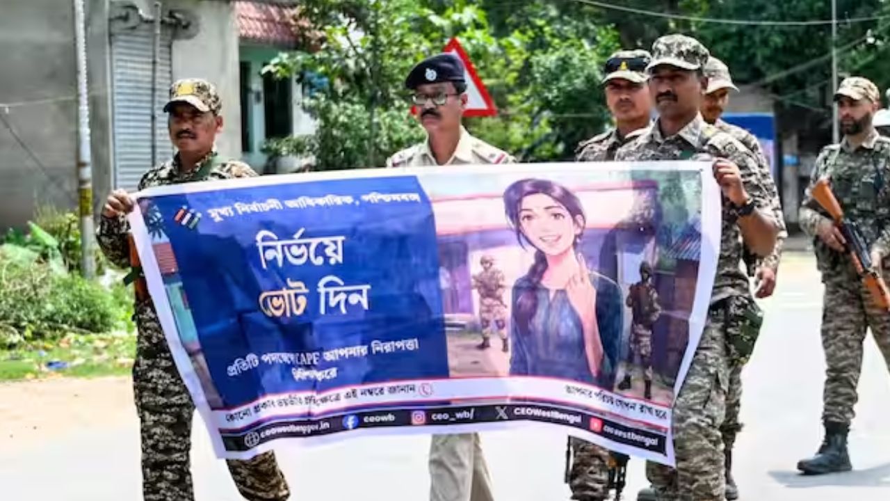 দ্বিতীয় দফার ভোটে নিরাপত্তার কড়া ব্যবস্থা, কোন জেলায় কত কেন্দ্রীয় বাহিনী মোতায়েন জানাল কমিশন
